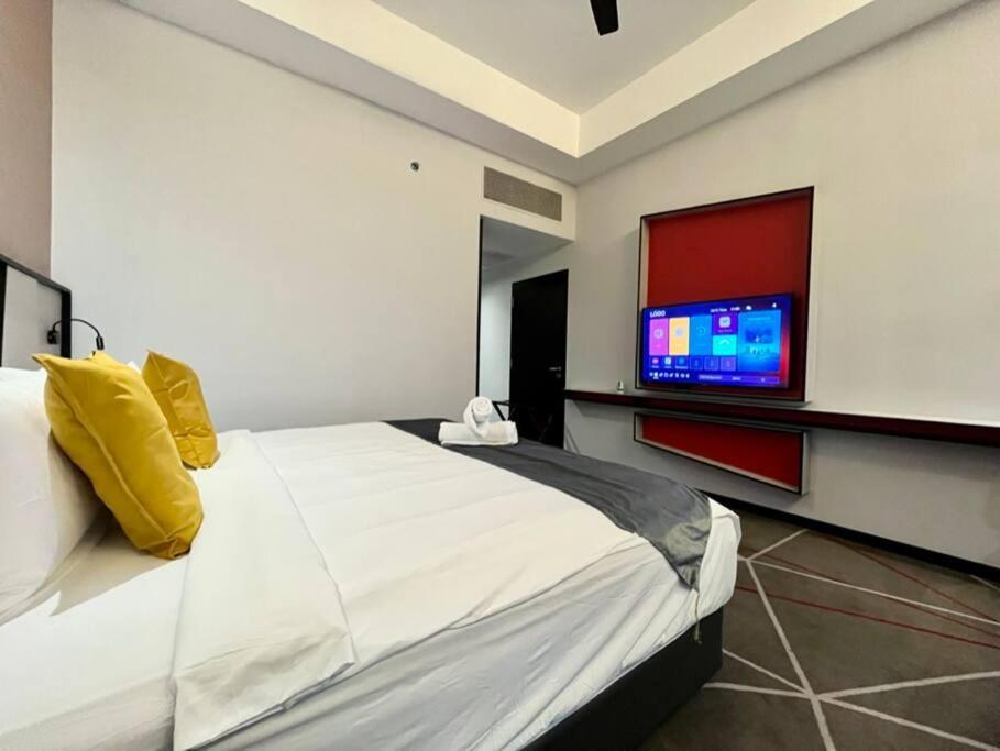 Apartament #211 M101 Dang Wangi Klcc View Pool By Livin Kuala Lumpur Zewnętrze zdjęcie